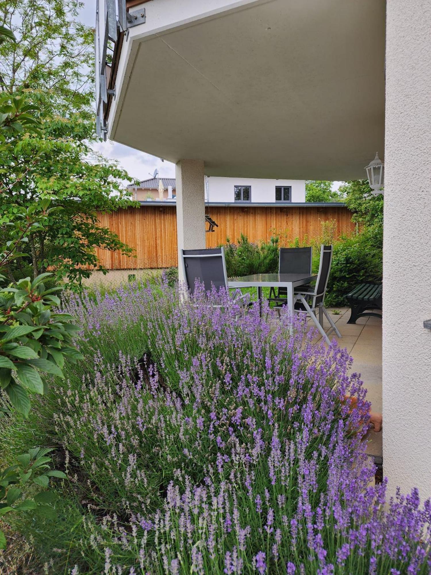 Ferienwohnung Julija Riedheim Hilzingen Exterior foto
